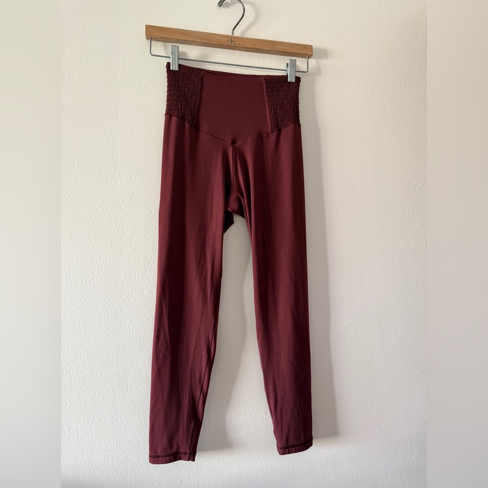 OFFLINE By Aerie Hi-Rise 7/8 Legging Burgundy Size Medium Real Me Medium